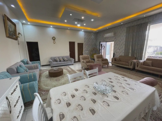ویلا استخردار آبگرم نهال با فوتبال دستی