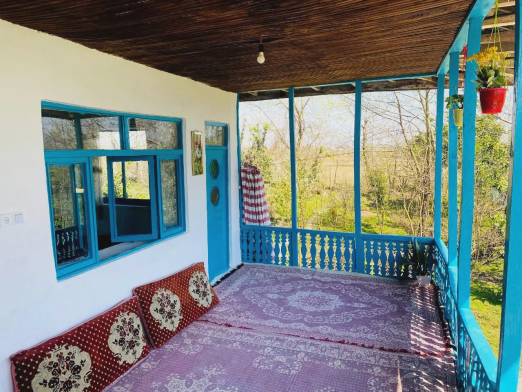 ویلا پرچین طلایی