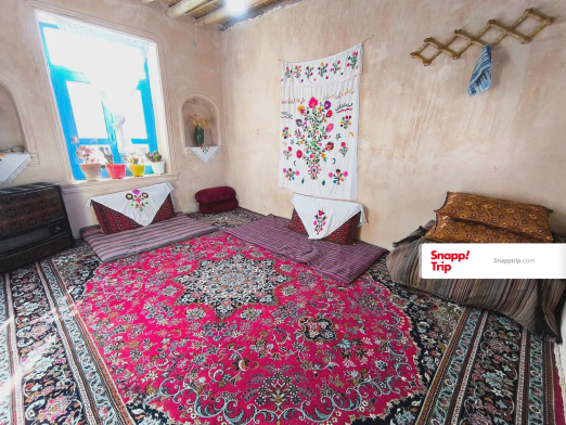 ویلا کوچه باغ باصفا (12متری یک)