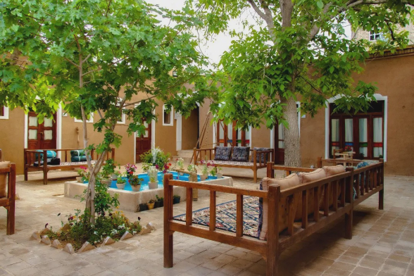 ویلا نی چشمه(اتاق بهارخواب)