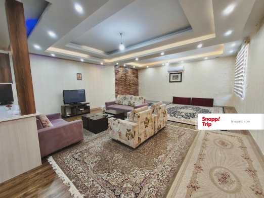 ویلا استخردار آبسرد باران