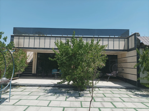 ویلا روف گاردن دار طاها