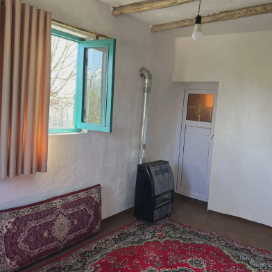 ویلا روستایی رافا (اتاق سفید پَلَت)