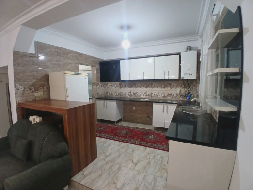 ویلا همایون نسب با فوتبال دستی