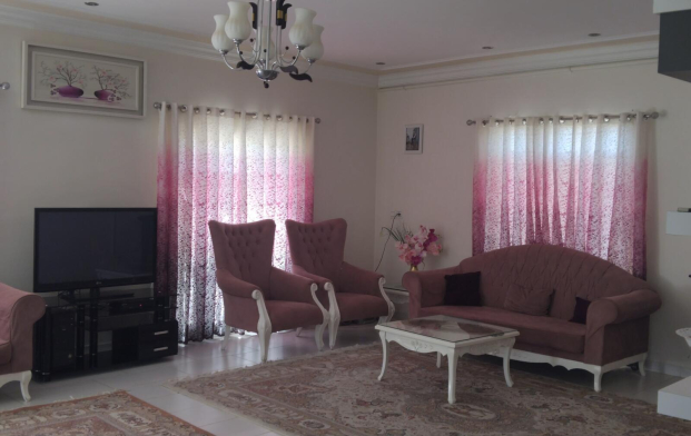 اتاق پذیرایی ویلای گودرزی