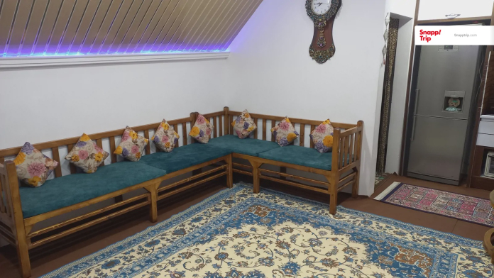 کلبه چوبی ترنج