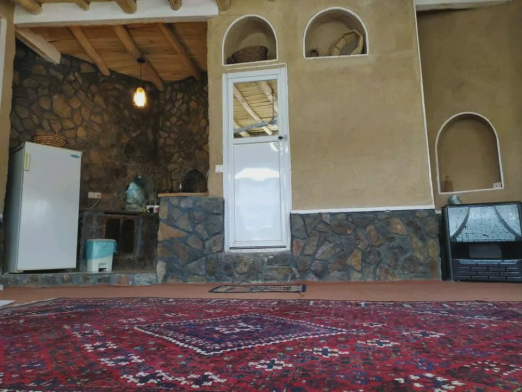 ویلا آرامش (واحد افتاب گردان)