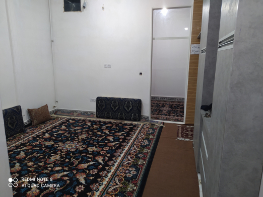 اتاق پذیرایی سوئیت تک خواب نقلی با دسترسی راحت