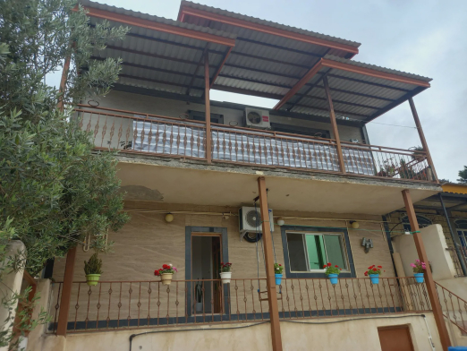 ویلا بهار و باران