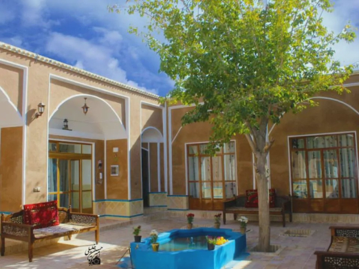 ویلا حافظ (اتاق شماره 5)