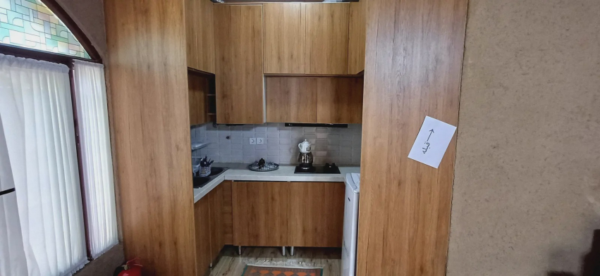 ویلا سنتی سپیدار