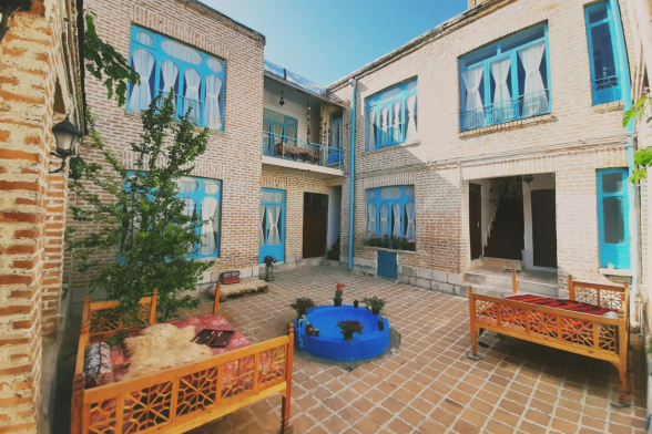 ویلا ریوار (اتاق روژاوا)