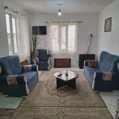 ویلا بشکافته سنگ (2)