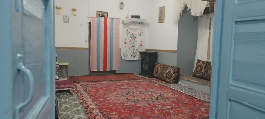 ویلا گُلک بانو (اتاق سنبل)