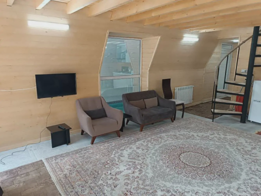 کلبه سوئیسی استخردار آبگرم کسری