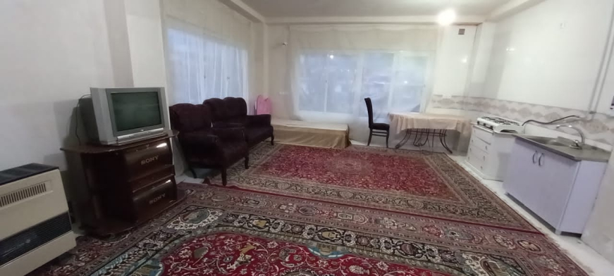 اتاق پذیرایی اقامتگاه با چشم انداز جنگل گلستان، واحد 3