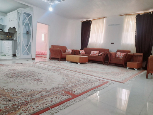 اتاق پذیرایی واحد دو خوابه نوساز در غار علیصدر
