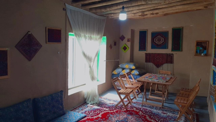 اقامتگاه سنتی گالری وادین تاکستان اتاق شاهنشین