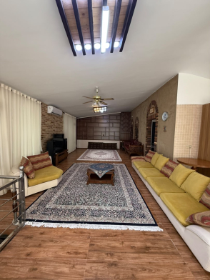 ویلا ستاره کردان