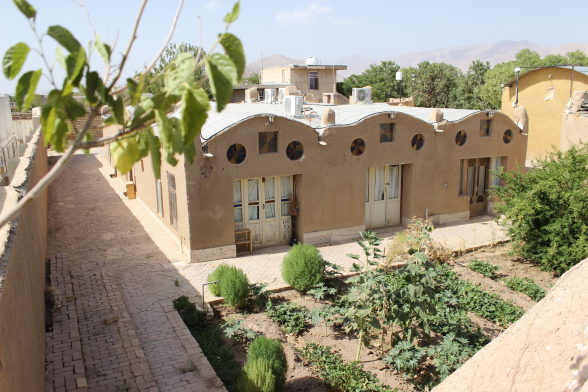 IMG_0264.JPG اقامتگاه بومگردی دیلیگن دلیجان سوئیت شاه نشین