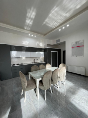 آشپزخانه همکف