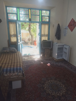 اتاق (2) دلنشین (سرای کربلایی فریدون)