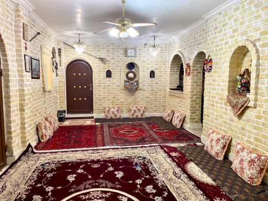 اتاق پذیرایی اقامتگاه بومگردی ممتاز آفتاب جنوب vip