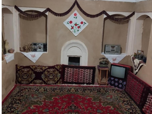 بوم‌گردی "اتاق ماهور" اقامتگاه عارف و ماهرخ