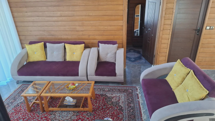 کلبه سوئیسی نرگس