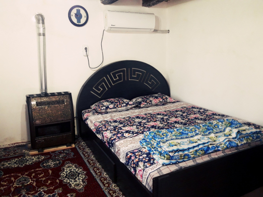 اتاقخواب خانه سنتی قلعه رودخان