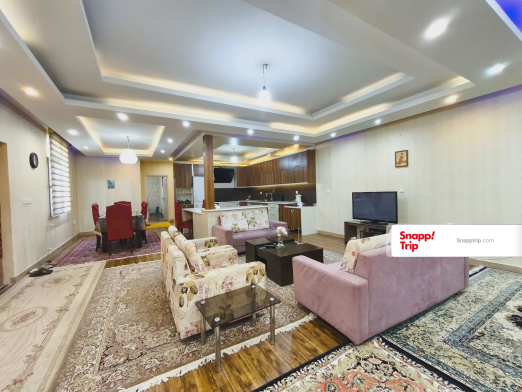 ویلا استخردار آبسرد باران