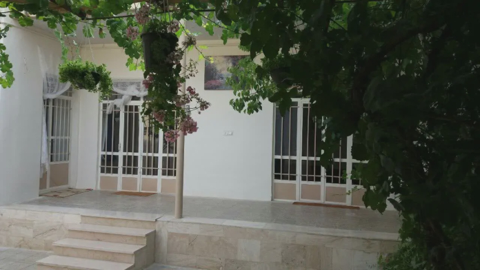 ویلایی مانا