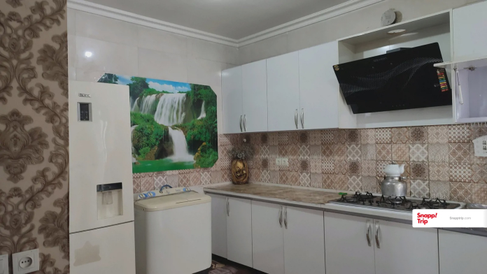 ویلا استخردار آبسرد آسنات با فوتبال دستی