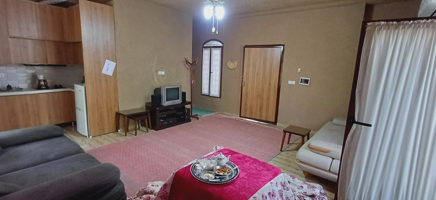 ویلا سنتی سپیدار