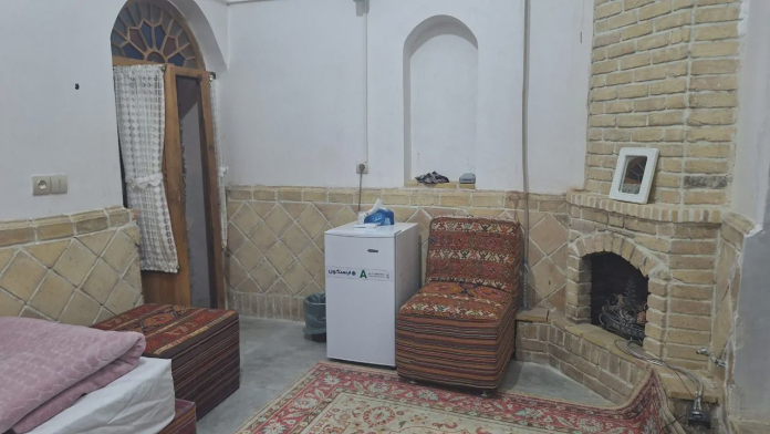 ویلا طـُرفه سپیدار (گلیم) با صبحانه رایگان