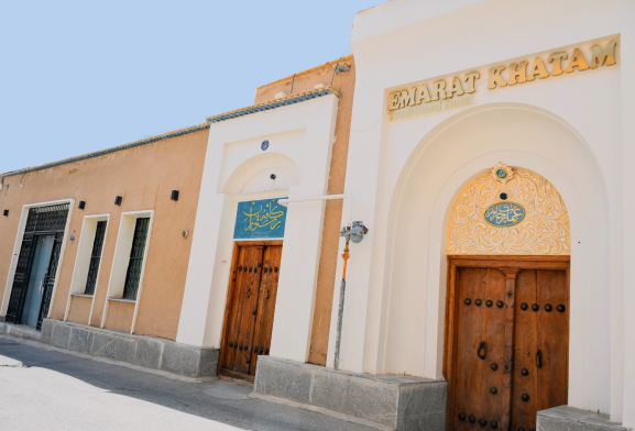 اقامتگاه سنتی عمارت خاتم اصفهان سوئیت کانکت چهار تخته هما