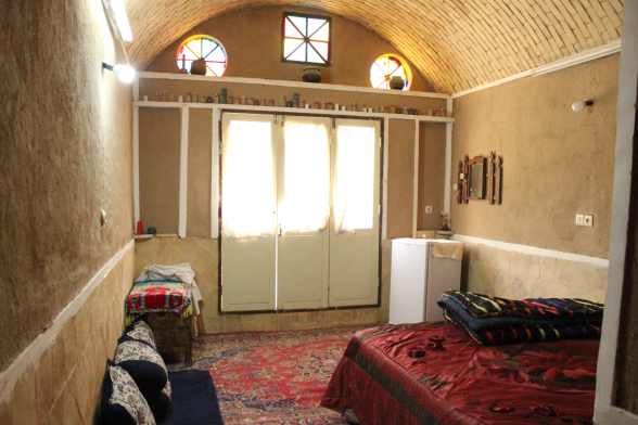 اقامتگاه بومگردی دیلیگن دلیجان سوئیت نمکدان