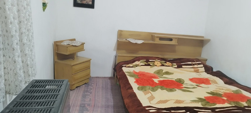 ویلا گُلک بانو (اتاق آلاله)