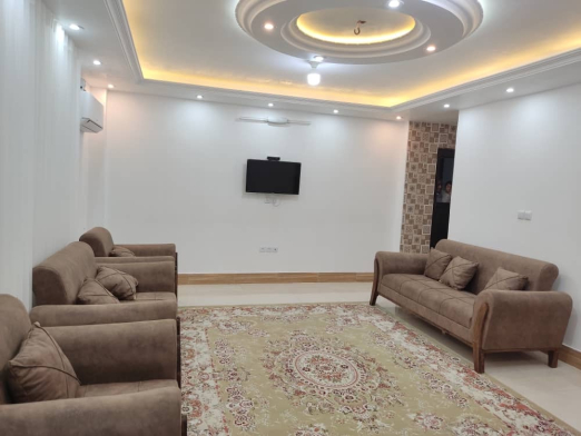 اتاق پذیرایی ویلای دنج آسمان، نزدیک پارک جنگلی جوارم