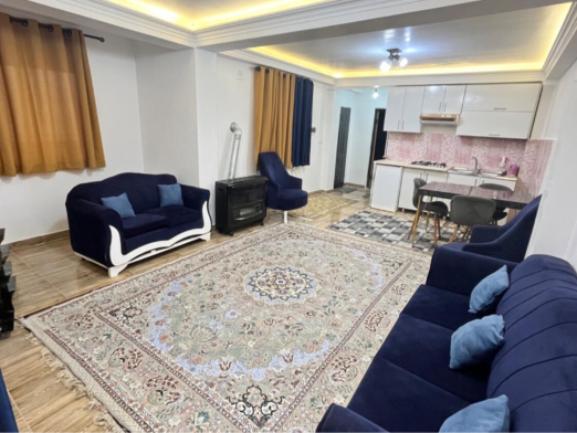 اتاق پذیرایی اقامتگاه راز امام زاده ابراهیم شفت