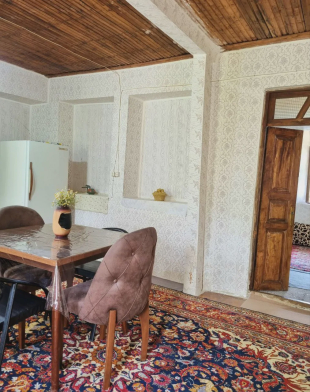 کلبه سنتی تی تی گل استخرگاه