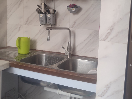 آشپزخانه ویلای دوخوابه با منظره جنگل