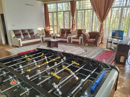 ویلای استخرابگرم باغ بهادران سعید اباد