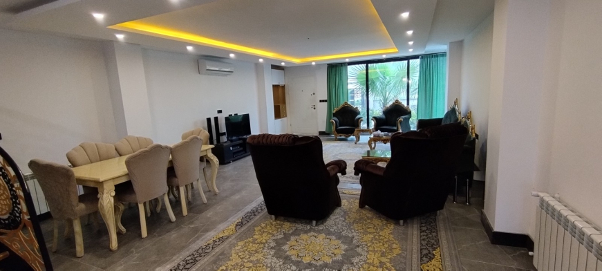 اتاق پذیرایی ویلای تریبلکس استخردار ( ساقدوش )