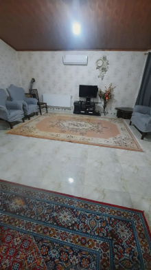 ویلا الماس با فوتبال دستی