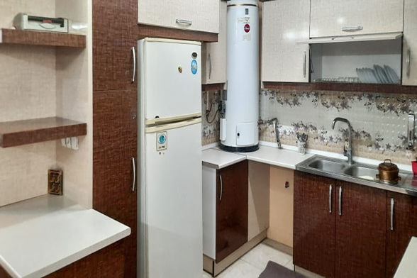 آپارتمان یکخوابه احتشامی اطشاران - آزادی