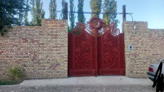 ویلای حیاط دار " کلبه سفید "