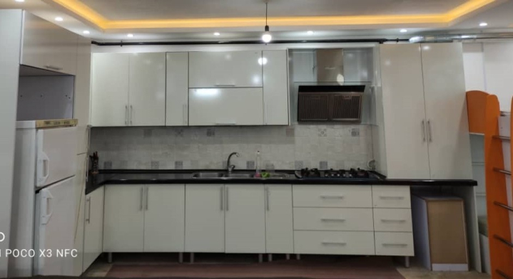 آشپزخانه واحد یک خوابه ساحلی