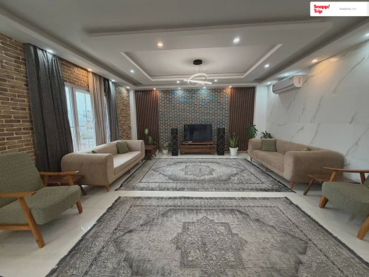 ویلا استخردار آبگرم ساحلی با فوتبال دستی و ایرهاکی