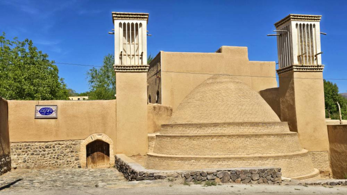 اقامتگاه سنتی افوشتا نطنز اتاق دو تخته دابل سخا